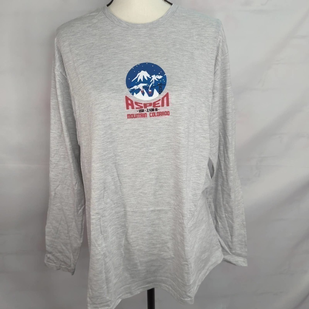 NWT | Daisy Street Women's relaxed T-shirt with graphic print
